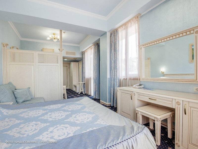 Фотография Отель Дельфин