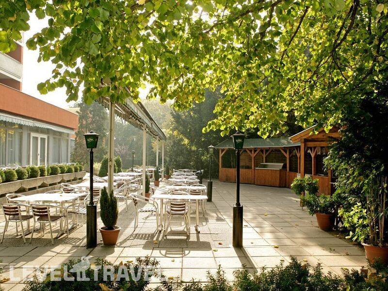 Фотография Ibis Budapest Aero