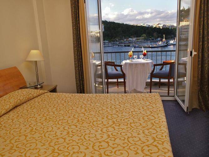 Lucy Hotel