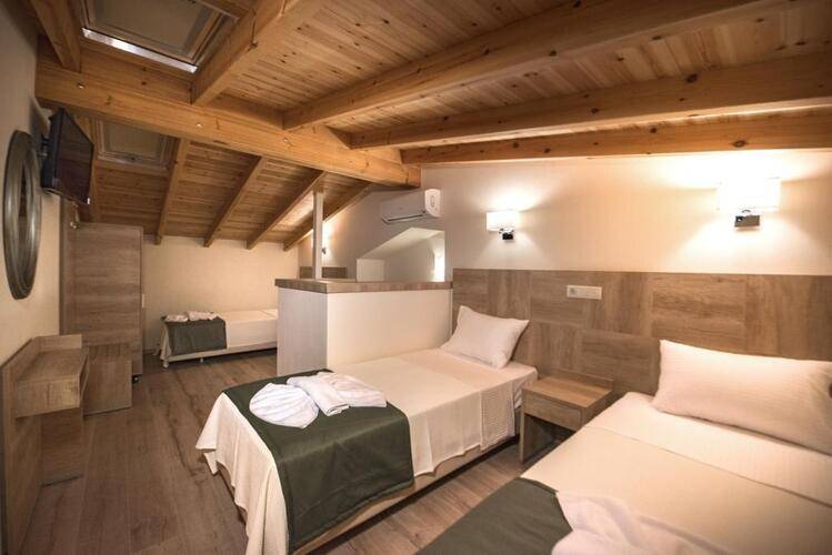 Konaki Ouranoupolis Hotel
