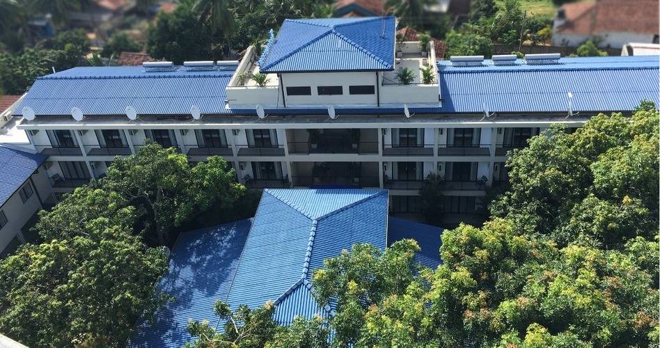 The Blue Wave Hotel