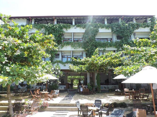 Bay Vista Hotel