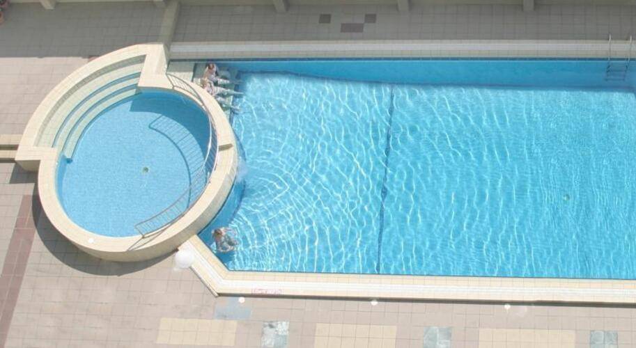 Mavina Hotel & Apartments