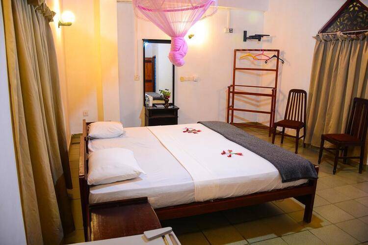 Shanthi Beach Resort