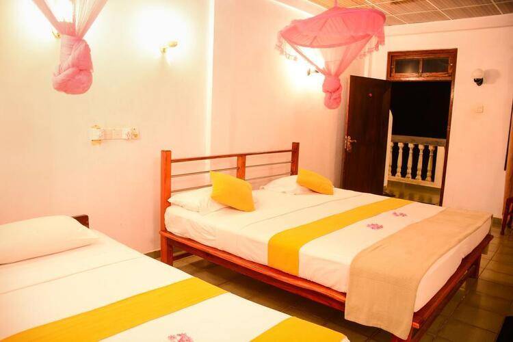 Shanthi Beach Resort