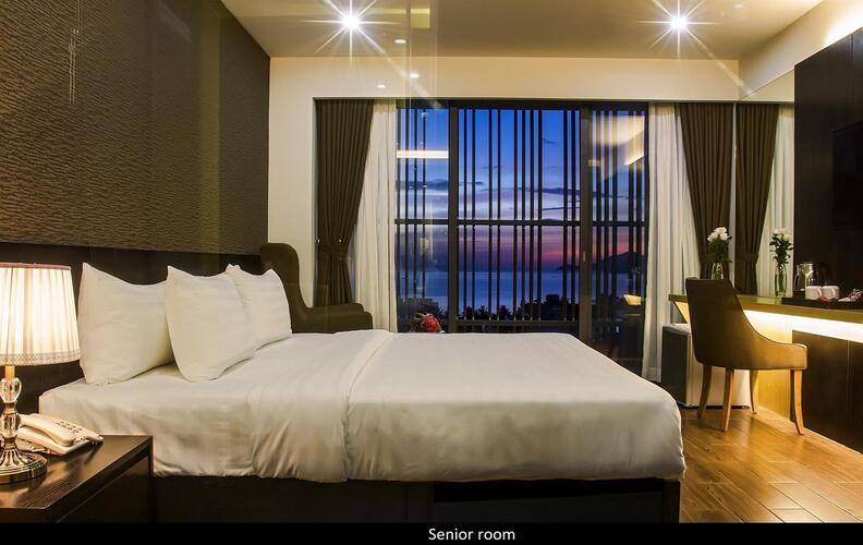 Golden Hotel