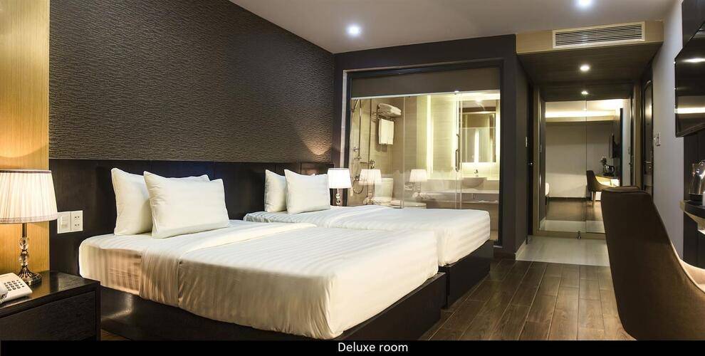Golden Hotel