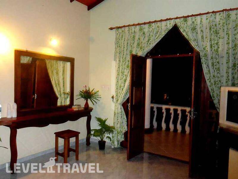 Фотография Bougain Villa Guest