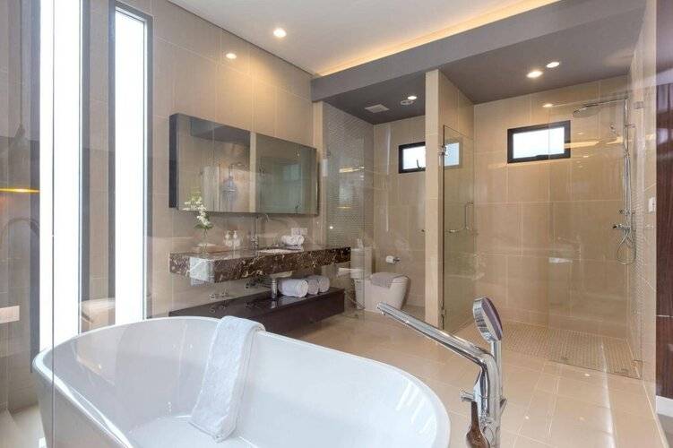 X10 Suites Hotel