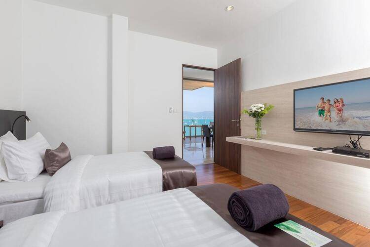 X10 Suites Hotel