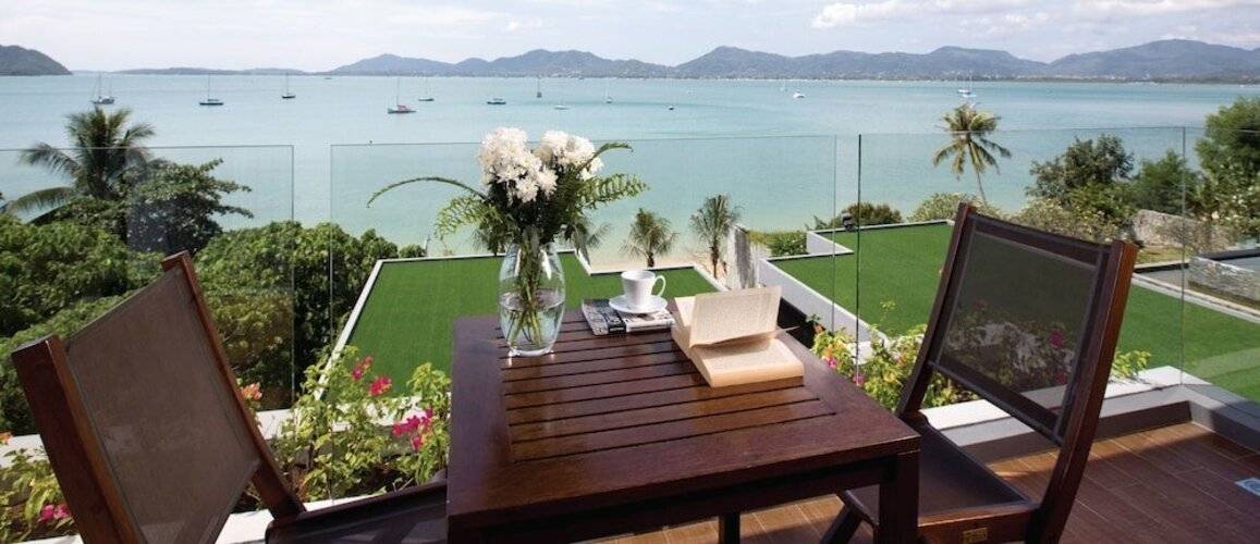 X10 Suites Hotel