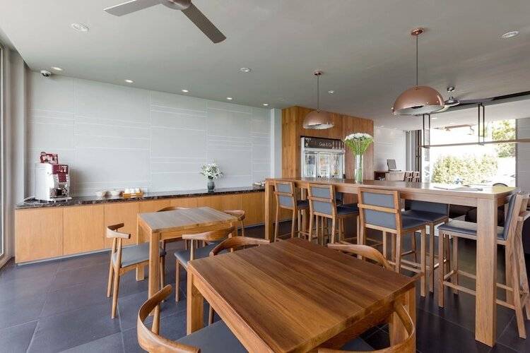 X10 Suites Hotel