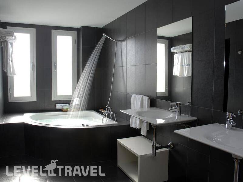 Фотография Balneario Termaeuropa Playa De Coma-Ruga