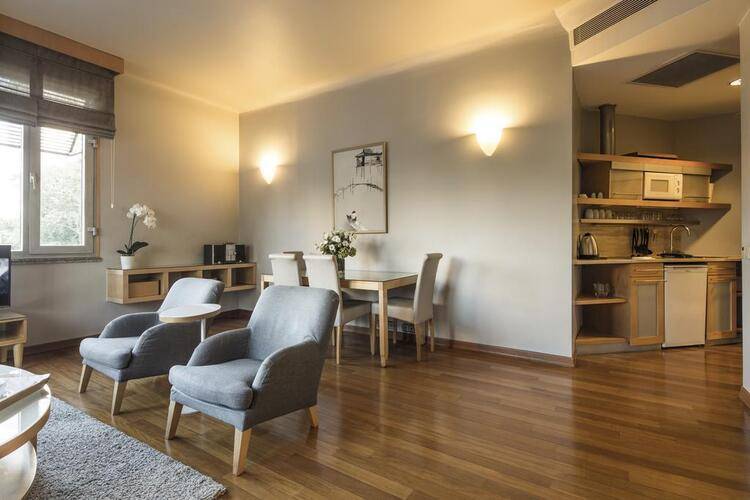 Taxim Suites Hotel