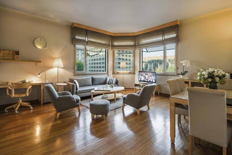 Taxim Suites Hotel