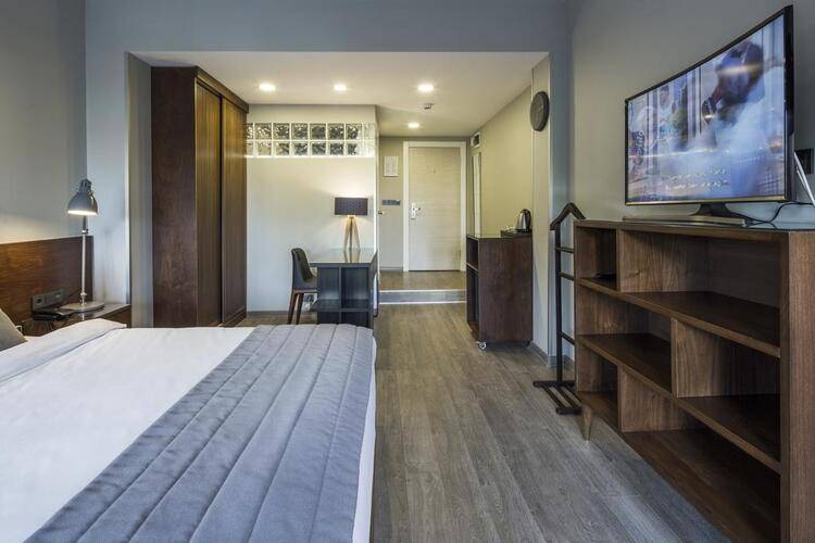 Taxim Suites Hotel
