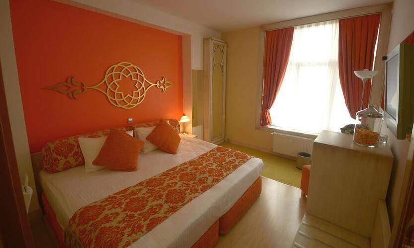 Adamar Hotel