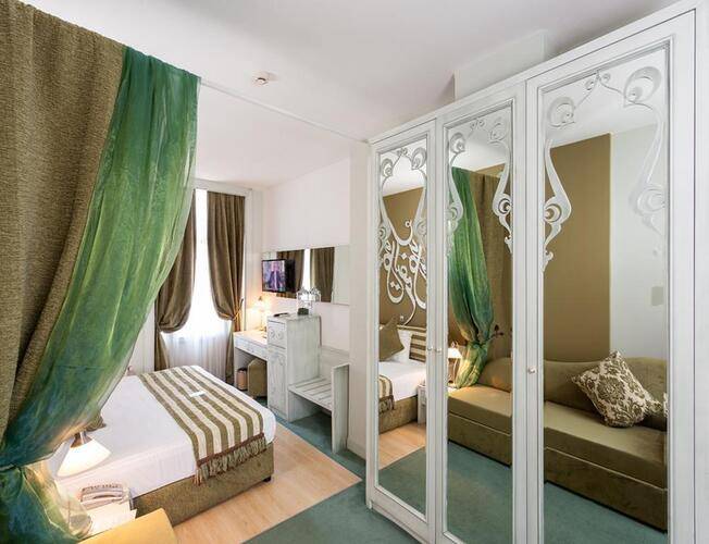 Adamar Hotel