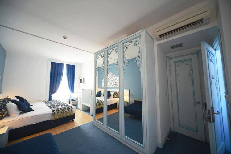 Adamar Hotel