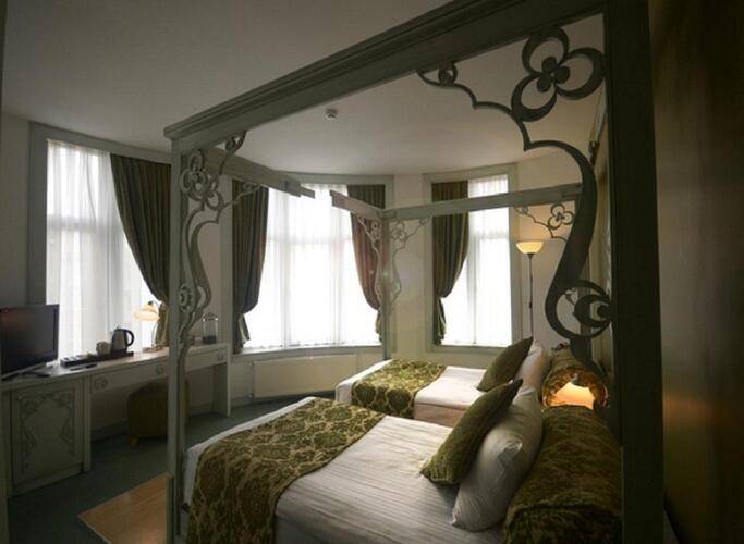 Adamar Hotel