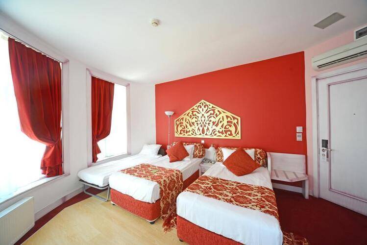 Adamar Hotel