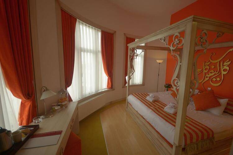 Adamar Hotel