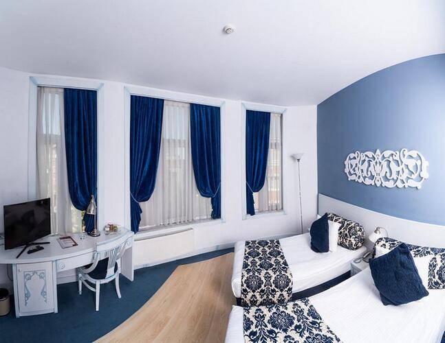 Adamar Hotel