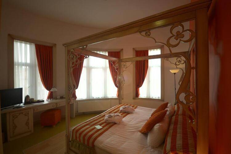 Adamar Hotel