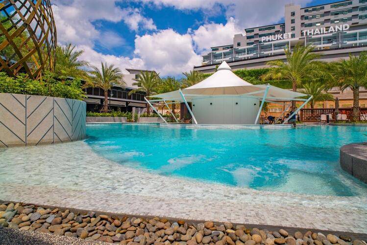 Patong Bay Hill Resort & Spa