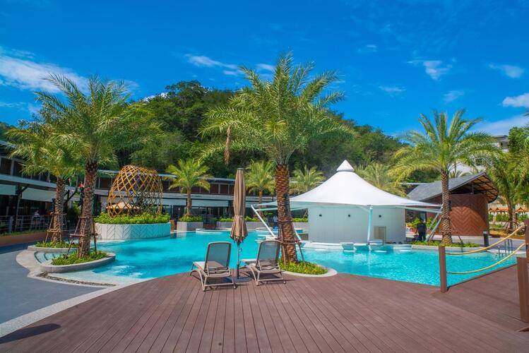 Patong Bay Hill Resort & Spa