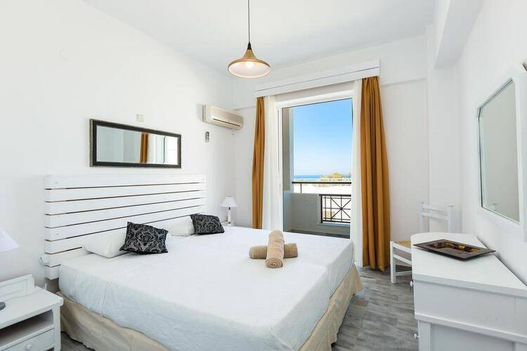 Castello Bianco Aparthotel