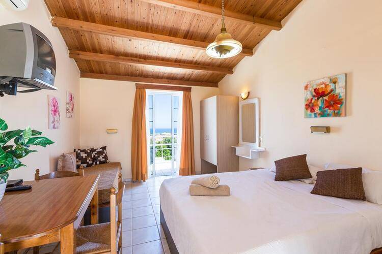 Castello Bianco Aparthotel