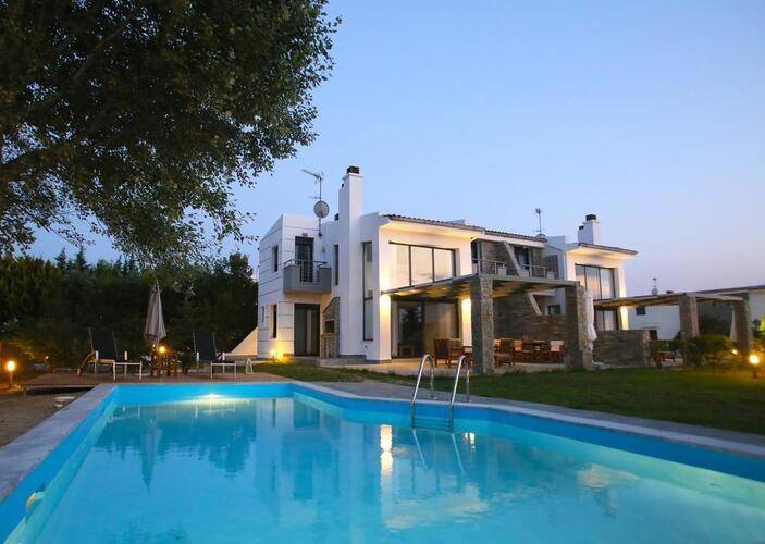 Sunny Sani Luxury Villas