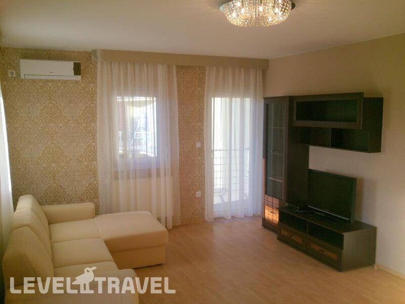 Фотография 1000 Home Apartments