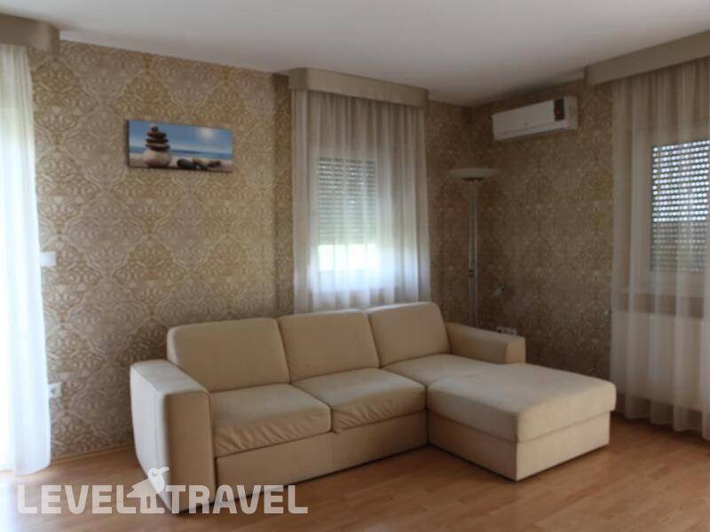 Фотография 1000 Home Apartments
