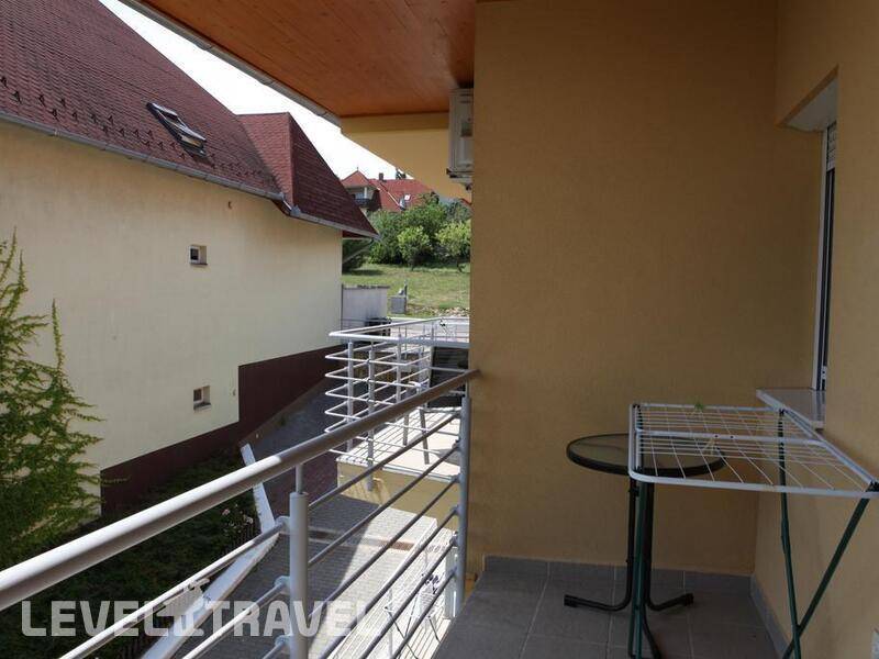 Фотография 1000 Home Apartments