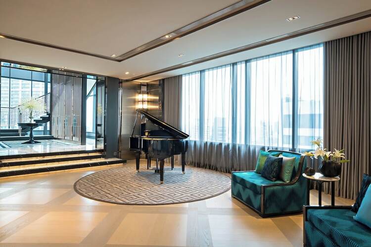 Marriott Marquis Queen's Park