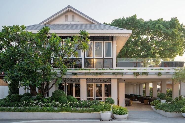 Marriott Marquis Queen's Park