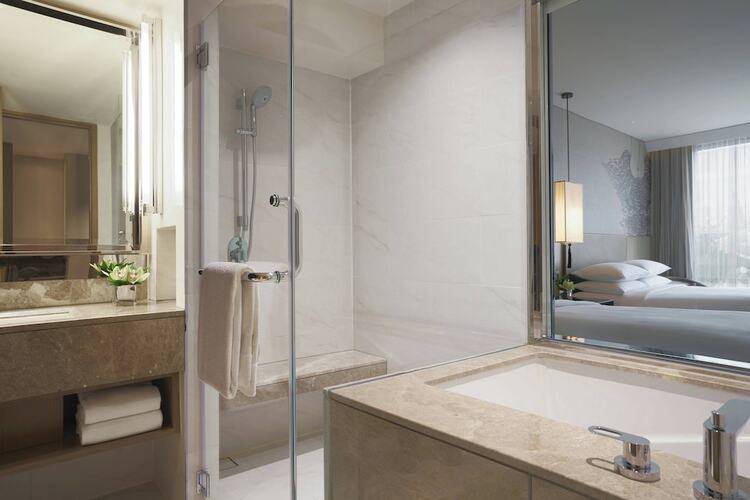 Marriott Marquis Queen's Park