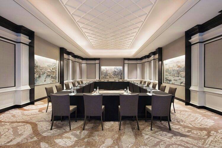 Marriott Marquis Queen's Park