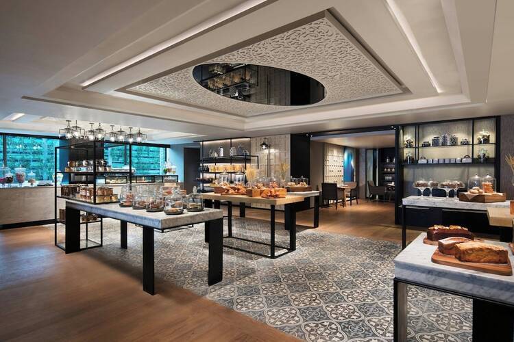 Marriott Marquis Queen's Park