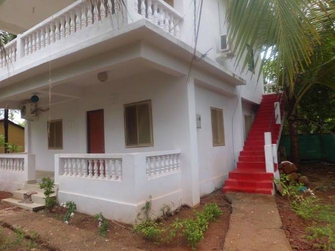 La Marine Morjim Beach Cottages