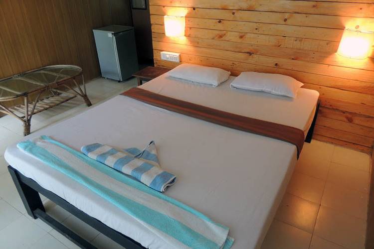 La Marine Morjim Beach Cottages