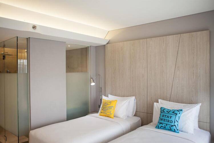 Sol House Bali Legian