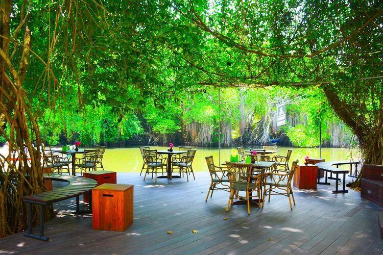 Arena Hotel