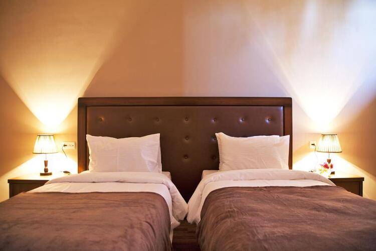Rogaluxe Hotel