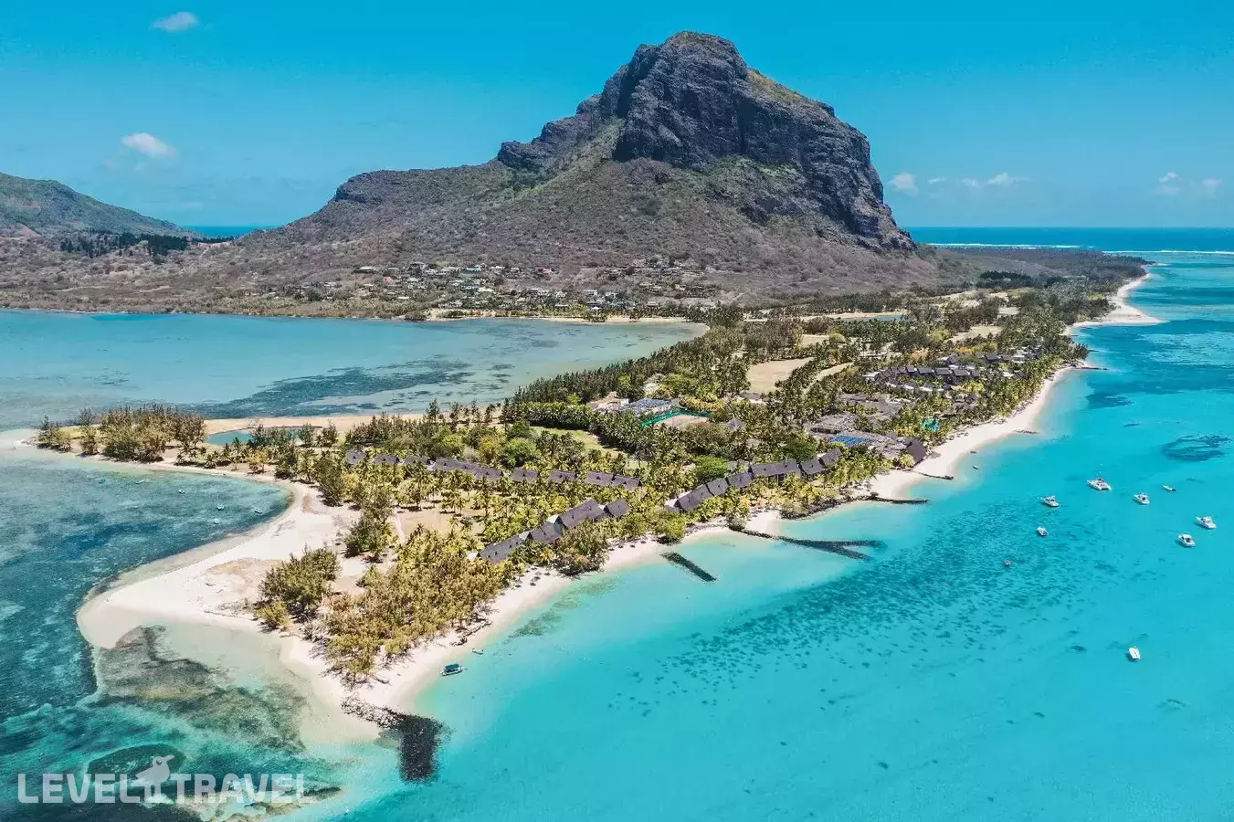 Paradis Beachcomber Golf Resort & Spa