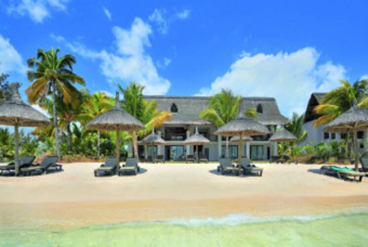 Paradis Beachcomber Golf Resort & Spa