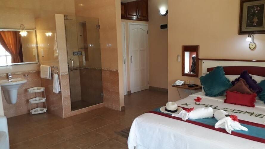 Au Fond De Mer View Self Catering Apartment