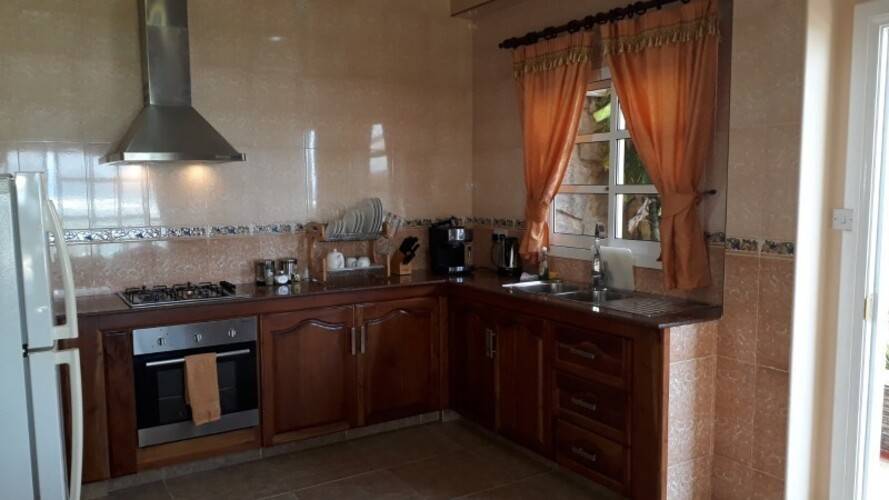 Au Fond De Mer View Self Catering Apartment